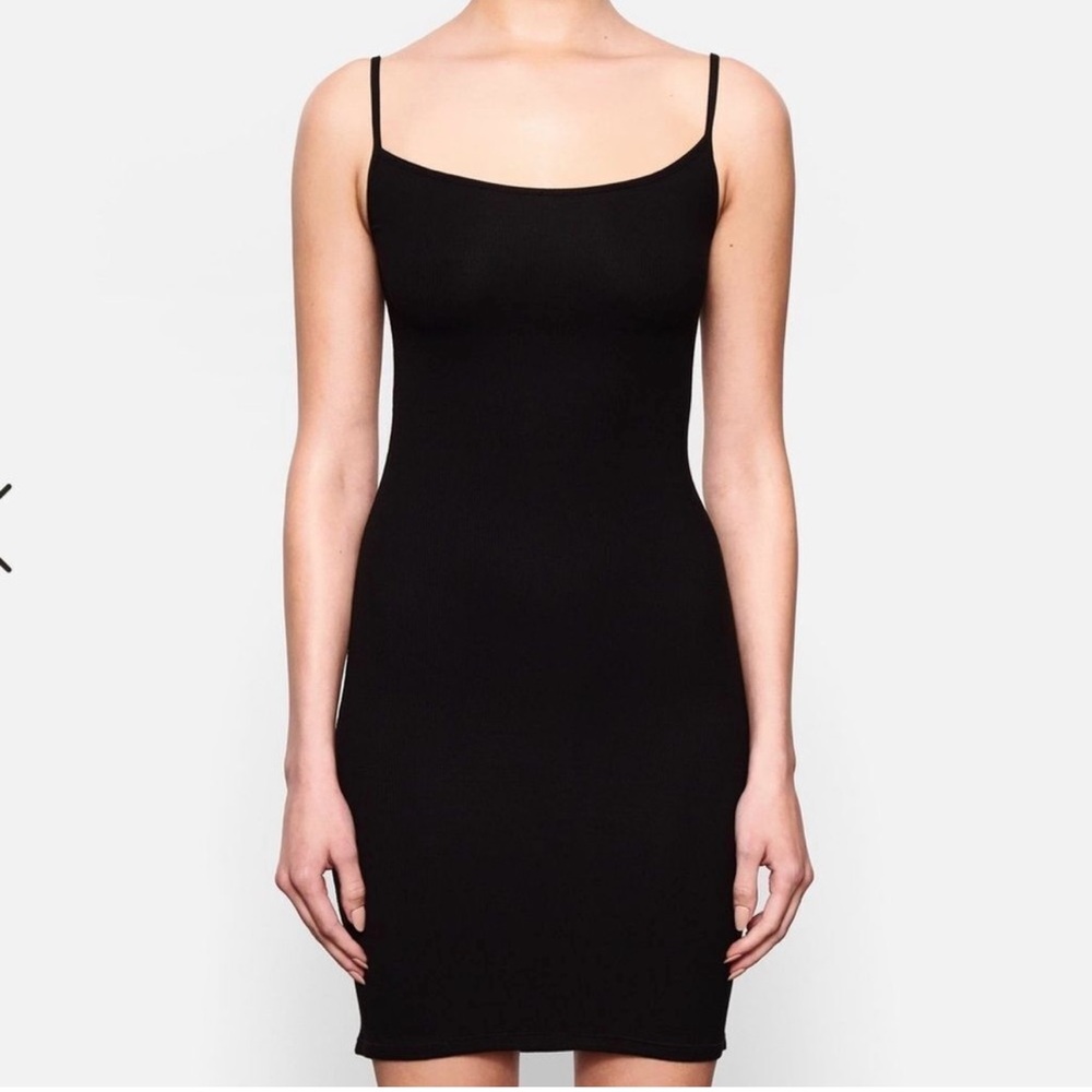 SKIMS black mini dress  xs
